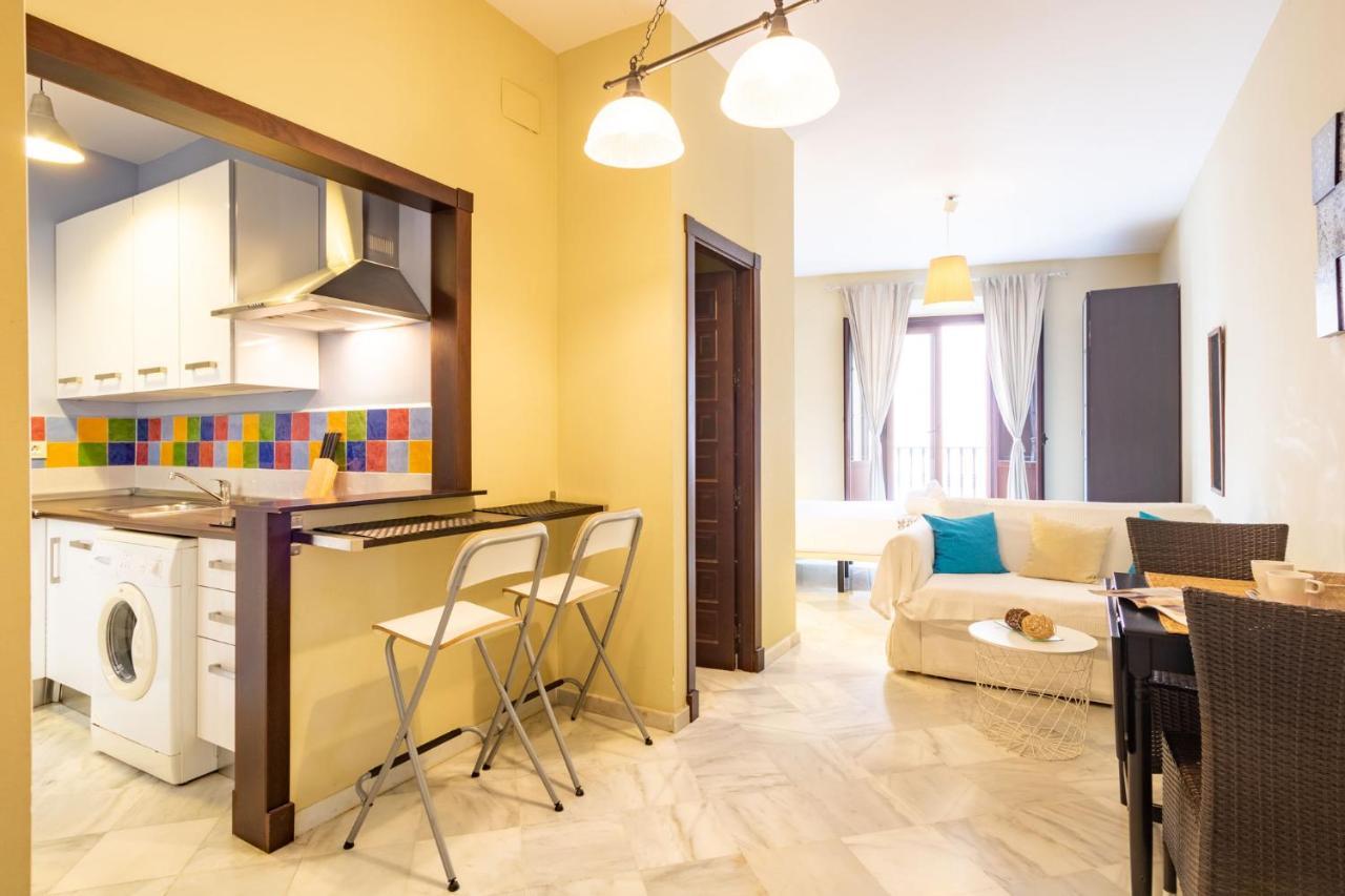 Puerta San Esteban Apartman Sevilla Kültér fotó